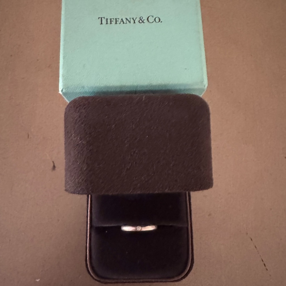 100% Auth Tiffany & Co  Elsa Peretti PT950 Platinum Diamond Band Ring （Size 5） - Picture 8 of 8